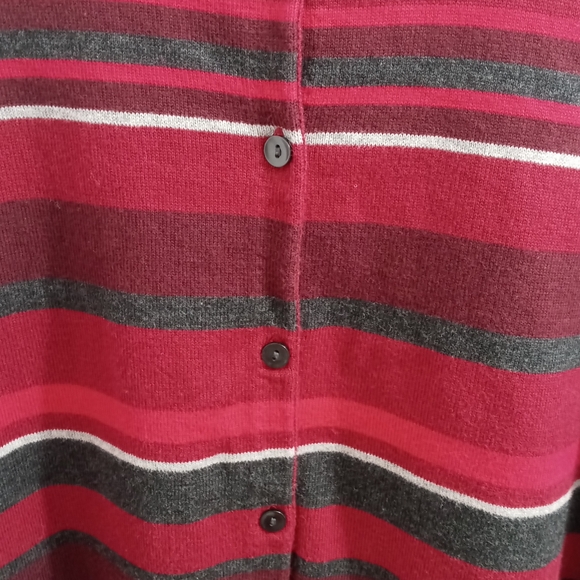 Liz Claiborne Red Stripes Woman Cardigan Size 1x - Picture 3 of 5